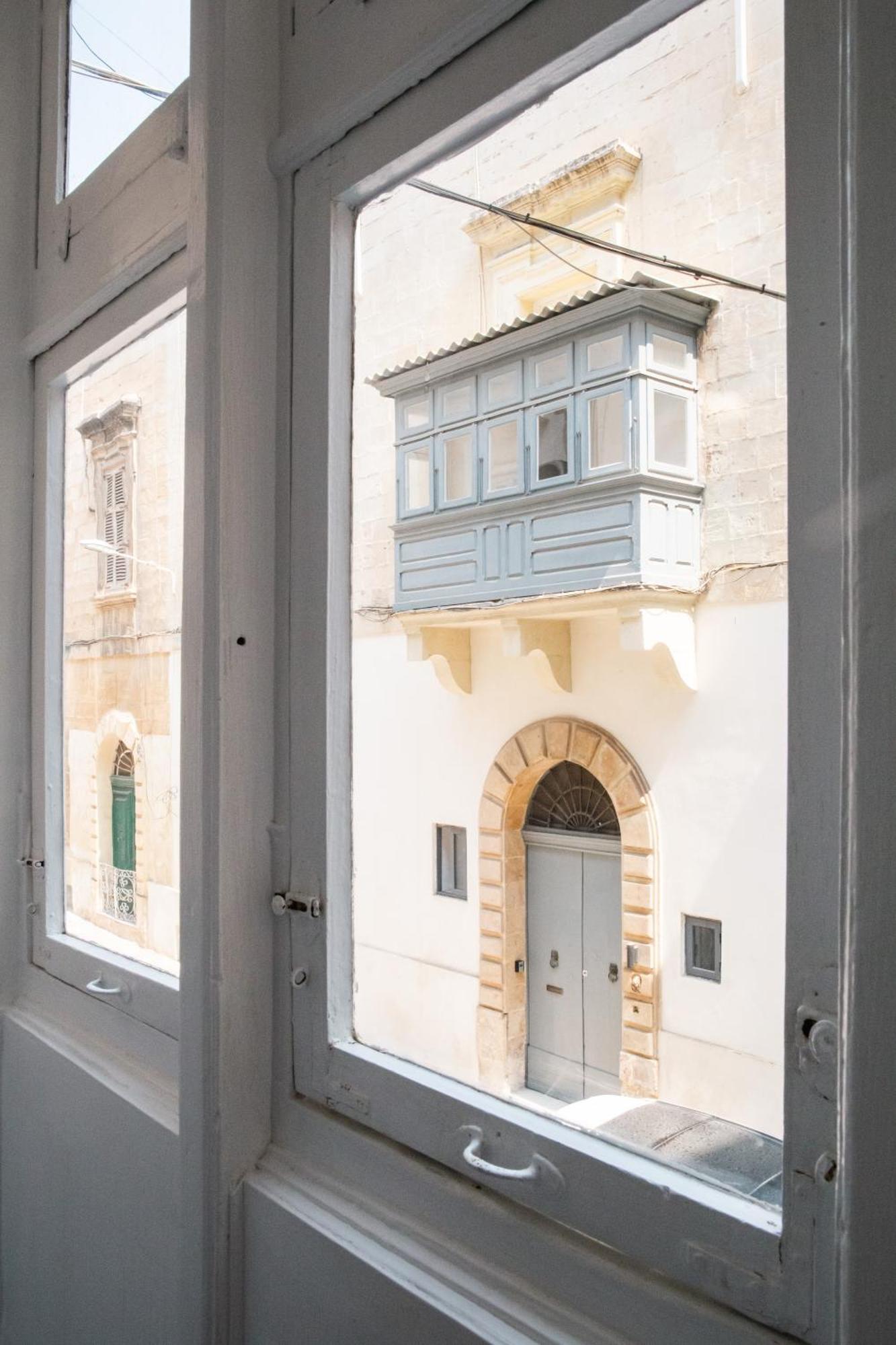 Valletta Waterfront 2 Beds Flat By Arcobnb Apartman Floriana