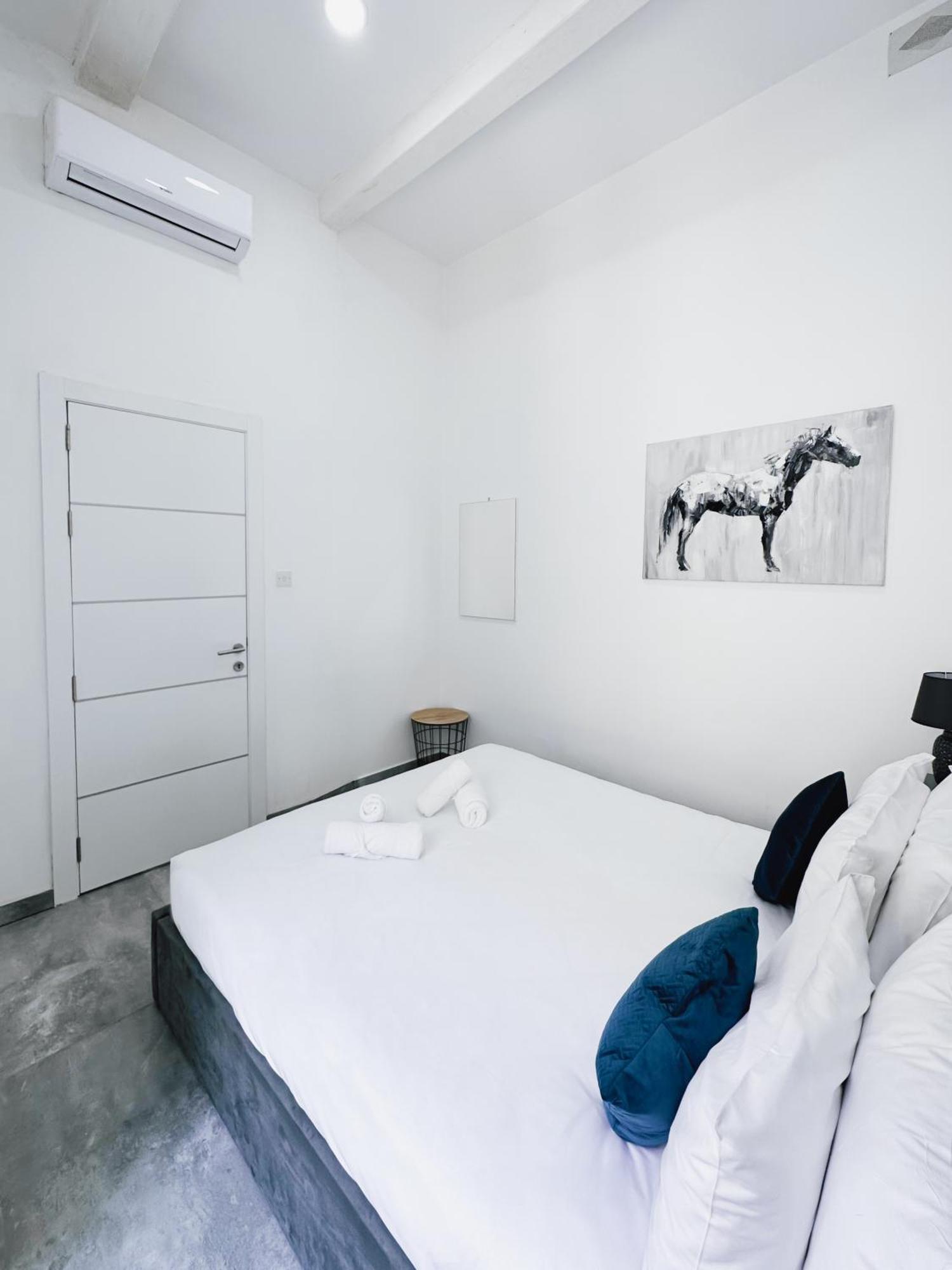 Valletta Waterfront 2 Beds Flat By Arcobnb * Floriana