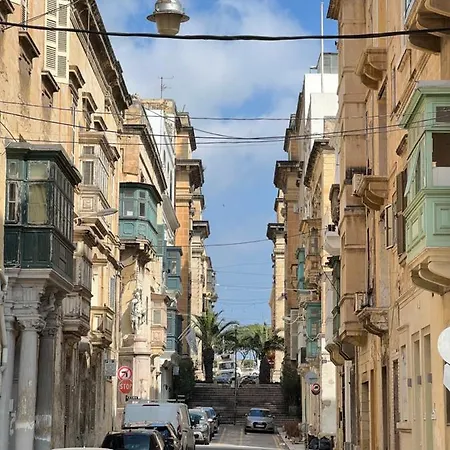 Valletta Waterfront 2 Beds Flat By Arcobnb Il-Furjana Exterior photo